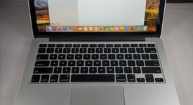 Good
													MacBook Pro 2015 (Retina) - 13" - Silver, 512 GB, 8 GB, photo 1 of 12