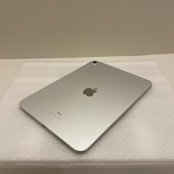 Apple iPad (10th Gen) - Wi-Fi, 64 GB, Silver, A2696