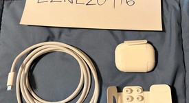 Used
													Apple AirPods Pro 3, photo 1 of 6