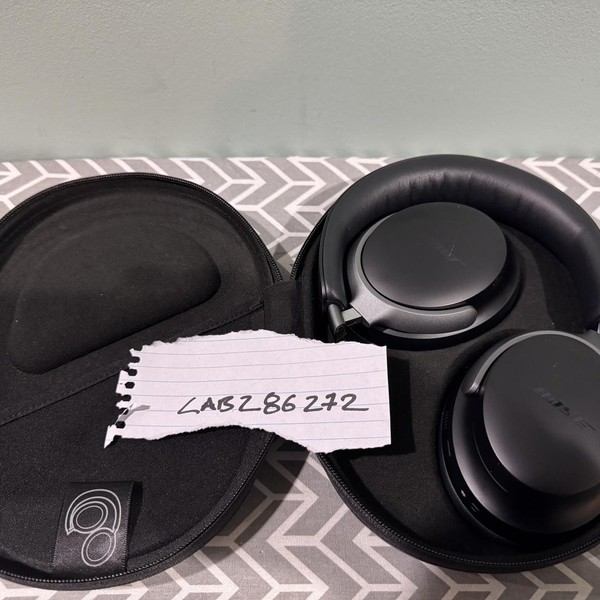 Bose QuietComfort Ultra Headphones - Black