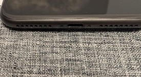 Good
													Apple iPhone 8 Plus - Verizon, Gray, 64 GB, A1864, photo 3 of 4