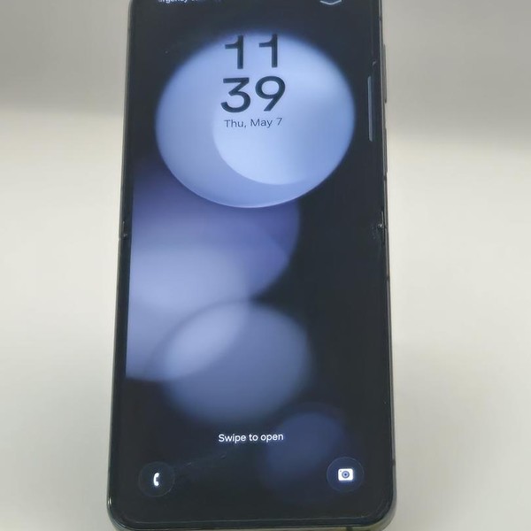 Samsung Galaxy Z Flip5 - Unlocked, 256 GB, Graphite, 8 GB, SM-F731U1