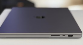 Mint
													MacBook Pro 2021 - 16" - Apple M1 Max, Gray, 1 TB, 32 GB, photo 4 of 10