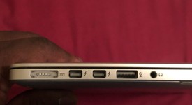 Mint
													MacBook Pro 2015 (Retina) - 15" - Silver, 1 TB, 16 GB, photo 5 of 20