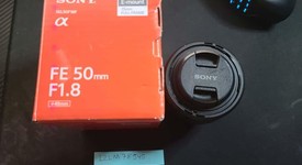 Good
													Sony FE 50mm f/1.8 E-Mount, photo 1 of 7