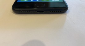 Fair
													Apple iPhone 7 - Verizon, Black, 128 GB, A1660, photo 4 of 8