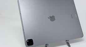 Good
													Apple iPad Pro 12.9" 6th Gen 2022 - Unlocked, Gray, 512 GB, photo 5 of 6