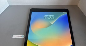 Fair
													Apple iPad 9th Gen - Unlocked, Gray, 64 GB, A2603, photo 1 of 6