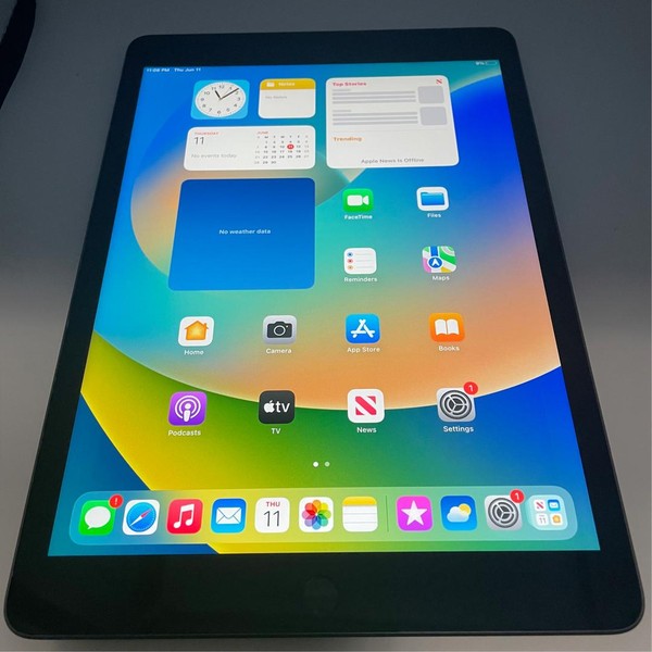 Apple iPad (8th Gen) - Wi-Fi, 128 GB, Gray, A2270