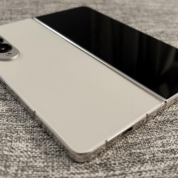 Samsung Galaxy Z Fold4 5G - Unlocked, 1 TB, Beige, 12 GB, SM-F936U1