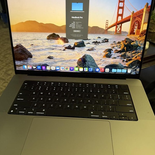 MacBook Pro 2021 - 16 inch - 512 GB, Silver, 16 GB, Apple M1 Pro 10-core