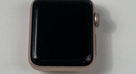 Fair
													Apple Watch Series 3 38mm - Gold, A1858, Aluminum - GPS, photo 2 of 5
