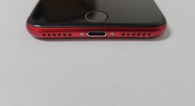 Fair
													Apple iPhone SE 3rd Gen 2022 - Verizon, Red, 64 GB, A2595, photo 4 of 7