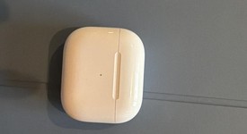Used
													Apple AirPods 3rd Gen - Lightning Case, photo 3 of 6
