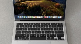 Good
													MacBook Air 2020 - 13" - Apple M1, Gray, 256 GB, 8 GB, photo 3 of 17