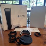 Good PlayStation 5 Standard Edition (2020) - 825 GB, White, Standard Edition