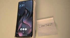 Mint
													Motorola Edge (2025) - Unlocked, 256 GB, photo 1 of 8