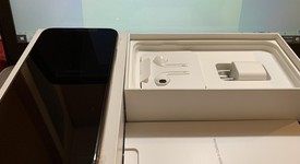 Mint
													Apple iPhone Xs Max - AT&T, Gold, 64 GB, A1921, photo 3 of 7