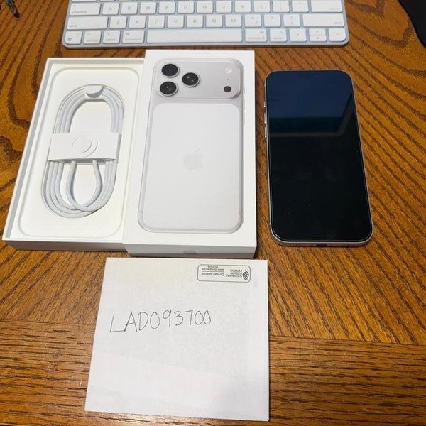 Apple iPhone 17 Pro Max - Unlocked, 256 GB, Silver, A3257