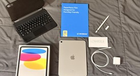 Mint
													Apple iPad 10th Gen - Wi-Fi, Silver, 64 GB, A2696, photo 1 of 14