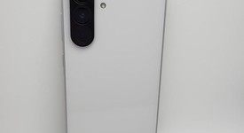 Fair
													Samsung Galaxy A56 5G - Unlocked, Light Gray, 256 GB, 8 GB, photo 3 of 8