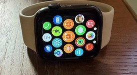 Good
													Apple Watch Series 5 44mm - Gray, A2093 - GPS, Aluminum, photo 5 of 6
