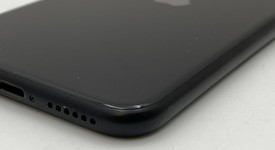 Good
													Apple iPhone SE 2nd Gen 2020 - Unlocked, Black, 128 GB, A2275, photo 5 of 7