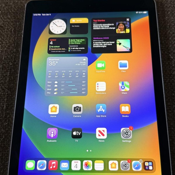 Apple iPad Pro 9.7 inch - Wi-Fi, 128 GB, Silver, A1673