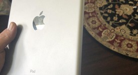 Mint
													Apple iPad 6th Gen - Unlocked, Gray, 32 GB, A1954, photo 5 of 7