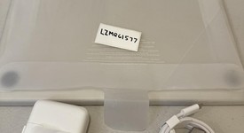 Mint
													MacBook Air 2025 (M4) - 13" - Apple M4, Silver, 256 GB, 16 GB, photo 2 of 13