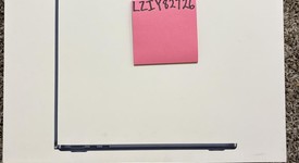 New
													MacBook Air 2025 (M4) - 13" - Apple M4, Midnight, 256 GB, 16 GB, photo 1 of 2
