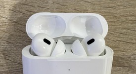 Used
													Apple AirPods Pro 2 - USB-C, photo 2 of 6