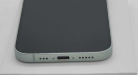 Fair
													Apple iPhone 15 - Unlocked, Green, 128 GB, A2846, photo 3 of 6