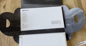 New
													Apple Watch Ultra 2 49mm - Unlocked, Black, A2986, photo 3 of 7