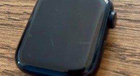 Good
													Apple Watch SE 2nd Gen 44mm - Midnight, A2723 - GPS, Aluminum, photo 5 of 8