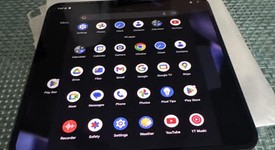 Mint
													Google Pixel 9 Pro Fold - Unlocked, Obsidian, 512 GB, GGH2X, photo 2 of 4