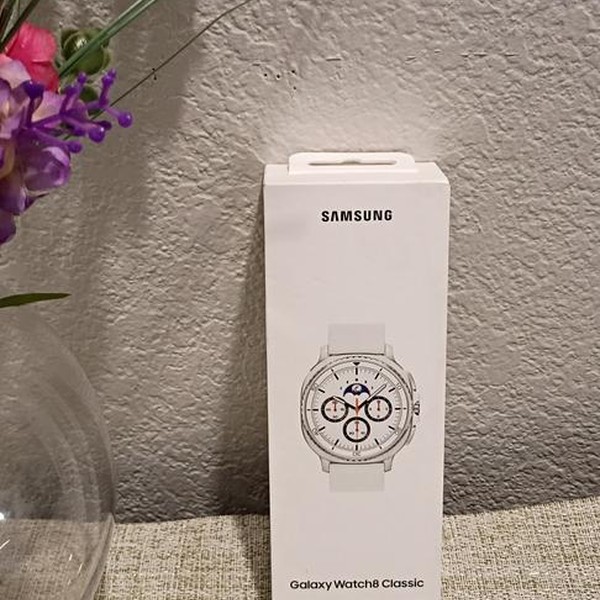 Samsung Galaxy Watch8 Classic - Unlocked, White, SM-L505, 46mm