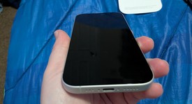 Mint
													Apple iPhone 17 - Unlocked, White, 512 GB, A3258, photo 5 of 10