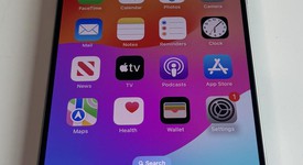 Good
													Apple iPhone 15 Pro Max - Verizon, Natural, 256 GB, A2849, photo 3 of 6