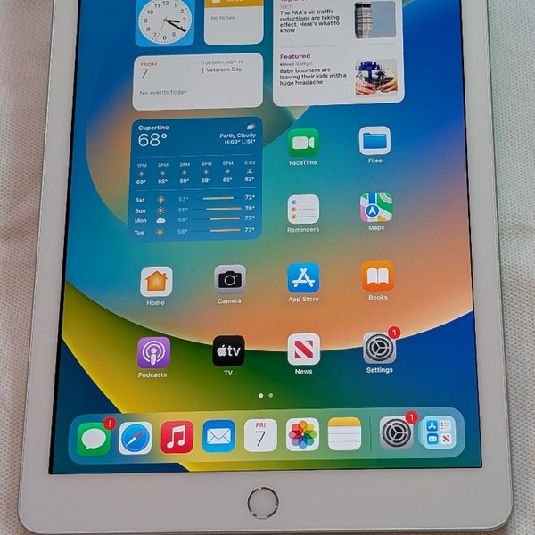 Apple iPad 5th Gen - T-Mobile, 32 GB, Silver, A1823