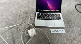 Good
													MacBook Pro 2015 (Retina) - 13" - Silver, 256 GB, 8 GB, photo 2 of 3