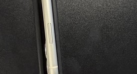 Good
													Apple iPhone 11 - Verizon, White, 64 GB, A2111, photo 4 of 5