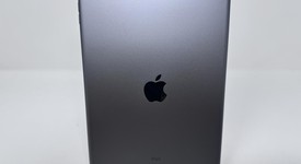 Good
													Apple iPad 9th Gen - Unlocked, Gray, 64 GB, A2603, photo 2 of 6