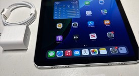 Mint
													Apple iPad 11th Gen - Wi-Fi, Silver, 128 GB, A3354, photo 1 of 7