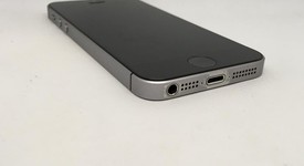 Good
													Apple iPhone SE 1st Gen 2016 - T-Mobile, Grey, 16 GB, A1662, photo 5 of 12