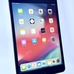 Mint Apple iPad Mini 2 Retina - Wi-Fi, 32 GB, Black