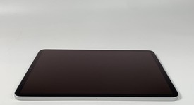 Good
													Apple iPad Pro 11" 2018 - Unlocked, Silver, 256 GB, A2013, photo 2 of 7