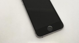 Good
													Apple iPhone SE 1st Gen 2016 - T-Mobile, Grey, 16 GB, A1662, photo 4 of 12