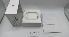Used
													Apple AirPods Pro 2 - USB-C, photo 3 of 11