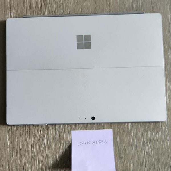 Microsoft Surface Pro 5 (2017) - Wi-Fi, 256 GB, Silver, 8 GB